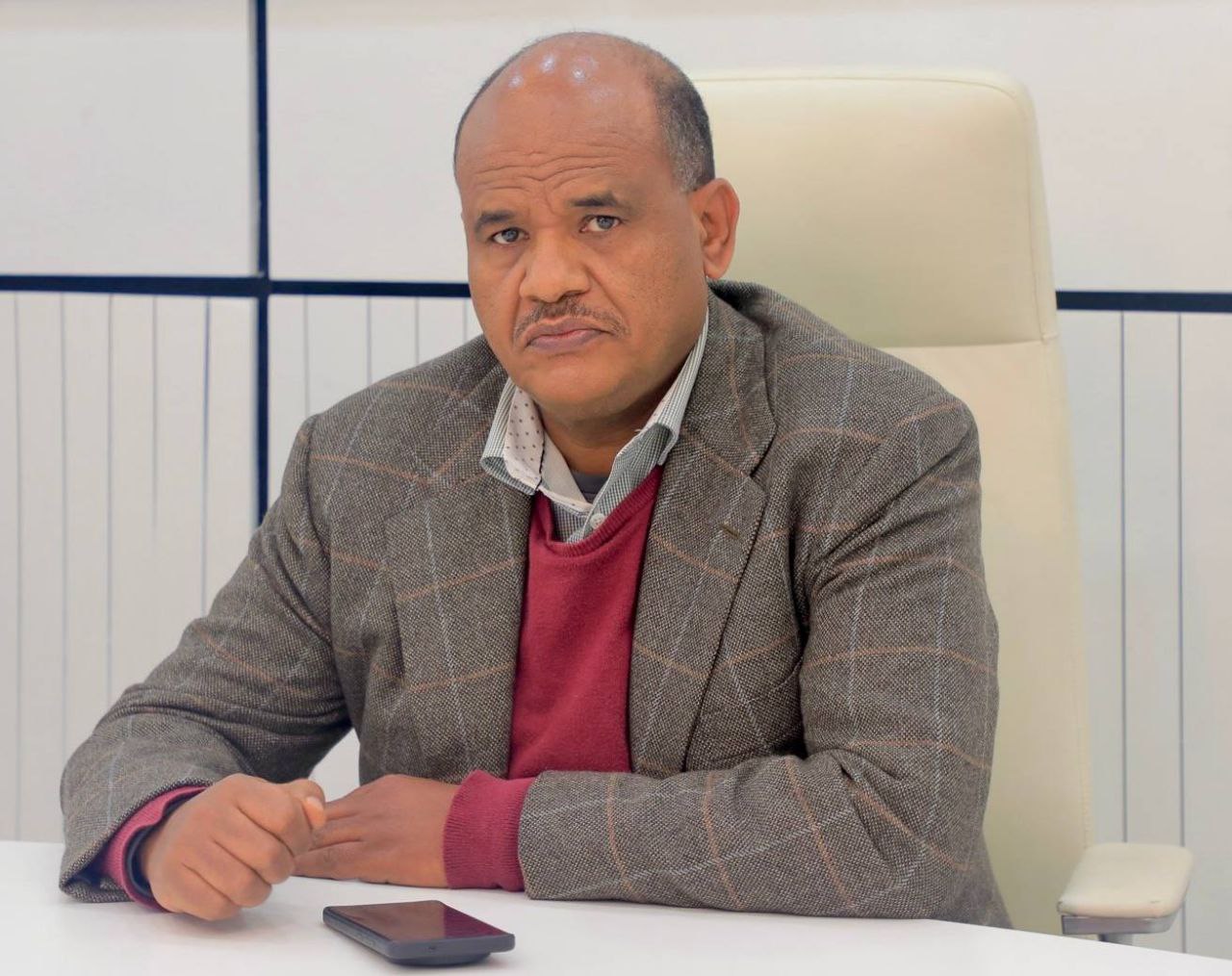 የአዲስ አበባ ሥራና ክህሎት ቢሮ የጀመረውን የአገልግሎት አሰጣጥና ስታንዴርዳይዜሽን ማኑዋል ትግበራ አጠናክሮ ሊቀጥል እንደሚገባ ተገለፀ።